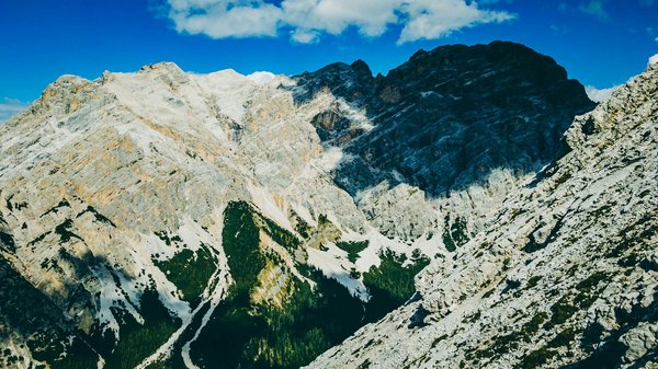 Comment gérer le décalage horaire lors d'un voyage en avion?